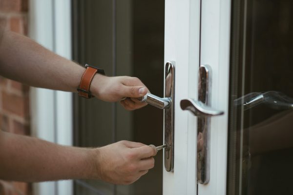 How to Identify a Reliable Locksmith?